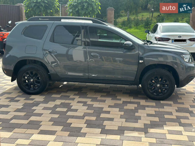 Серый Рено Дастер, объемом двигателя 1.46 л и пробегом 42 тыс. км за 20000 $, фото 1 на Automoto.ua