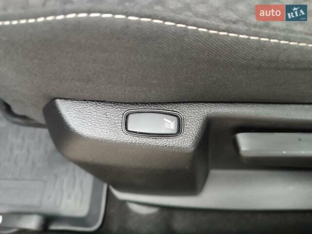 Серый Рено Дастер, объемом двигателя 1.46 л и пробегом 117 тыс. км за 19800 $, фото 16 на Automoto.ua
