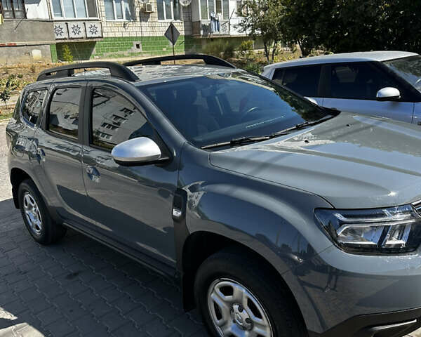 Серый Рено Дастер, объемом двигателя 1.46 л и пробегом 56 тыс. км за 18500 $, фото 4 на Automoto.ua