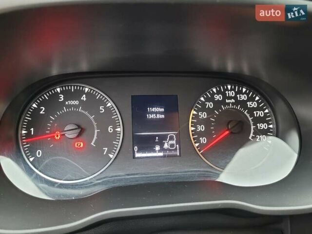 Серый Рено Дастер, объемом двигателя 1.6 л и пробегом 12 тыс. км за 18900 $, фото 10 на Automoto.ua