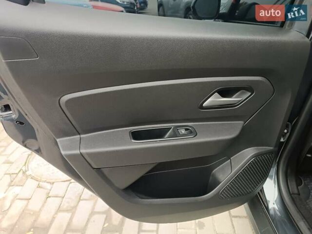 Серый Рено Дастер, объемом двигателя 1.46 л и пробегом 117 тыс. км за 19800 $, фото 13 на Automoto.ua