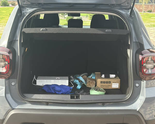 Серый Рено Дастер, объемом двигателя 1.46 л и пробегом 42 тыс. км за 20000 $, фото 14 на Automoto.ua