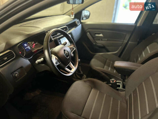 Сірий Рено Дастер, об'ємом двигуна 1.46 л та пробігом 27 тис. км за 22500 $, фото 8 на Automoto.ua