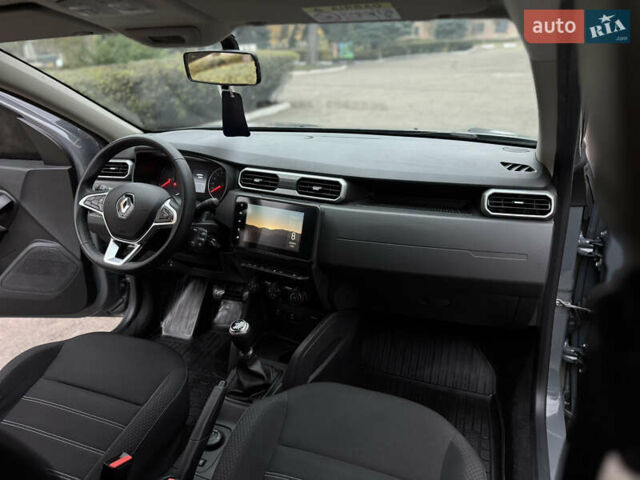 Серый Рено Дастер, объемом двигателя 1.5 л и пробегом 121 тыс. км за 19800 $, фото 38 на Automoto.ua