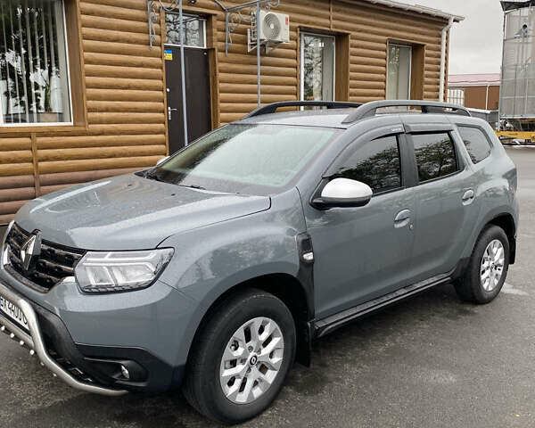Серый Рено Дастер, объемом двигателя 1.46 л и пробегом 68 тыс. км за 18500 $, фото 2 на Automoto.ua