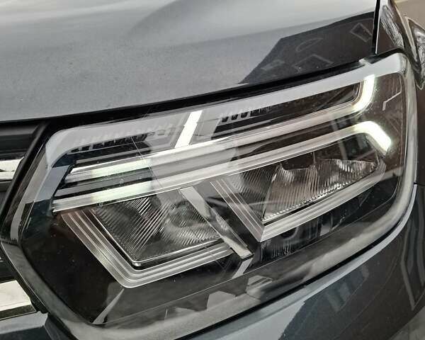 Серый Рено Дастер, объемом двигателя 1.46 л и пробегом 51 тыс. км за 22750 $, фото 4 на Automoto.ua