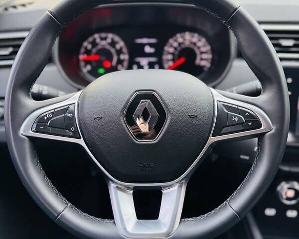 Серый Рено Дастер, объемом двигателя 1.5 л и пробегом 58 тыс. км за 19999 $, фото 21 на Automoto.ua