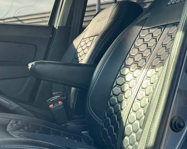 Рено Дастер 2024 в Николаеве на Automoto.ua Серый Рено Дастер, объемом двигателя 1.46 л и пробегом 43 тыс. км за 22800 $, фото 34 на Automoto.ua