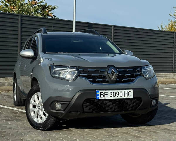 Рено Дастер 2024 в Николаеве на Automoto.ua Серый Рено Дастер, объемом двигателя 1.46 л и пробегом 43 тыс. км за 22800 $, фото 3 на Automoto.ua