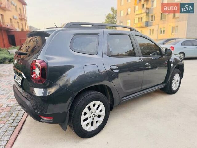 Серый Рено Дастер, объемом двигателя 1.5 л и пробегом 58 тыс. км за 19999 $, фото 7 на Automoto.ua