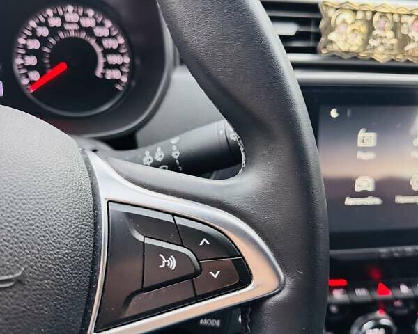 Серый Рено Дастер, объемом двигателя 1.5 л и пробегом 58 тыс. км за 19999 $, фото 26 на Automoto.ua