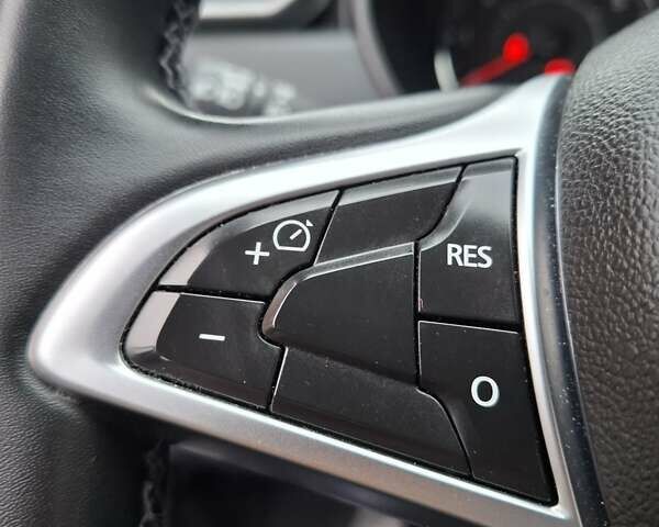 Серый Рено Дастер, объемом двигателя 1.46 л и пробегом 51 тыс. км за 22750 $, фото 56 на Automoto.ua