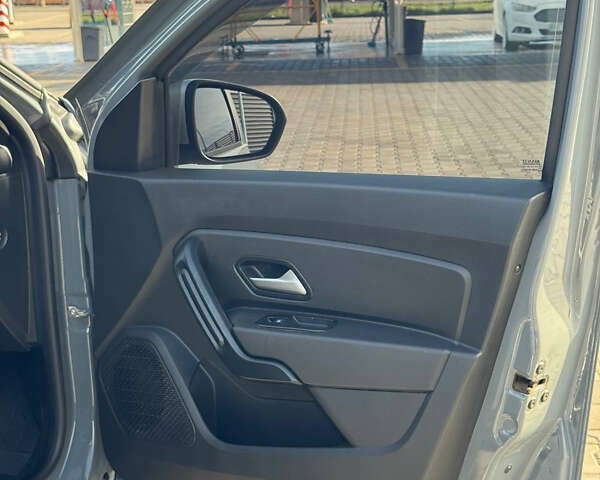 Рено Дастер 2024 в Николаеве на Automoto.ua Серый Рено Дастер, объемом двигателя 1.46 л и пробегом 43 тыс. км за 22800 $, фото 40 на Automoto.ua