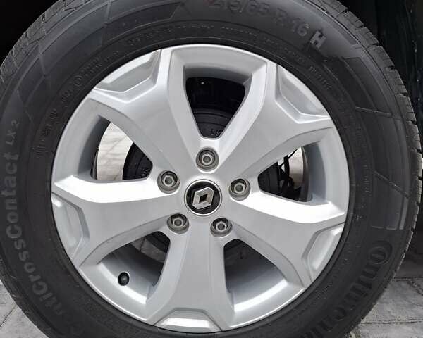 Серый Рено Дастер, объемом двигателя 1.46 л и пробегом 51 тыс. км за 22750 $, фото 14 на Automoto.ua