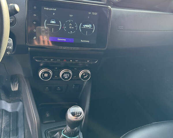 Рено Дастер 2024 в Николаеве на Automoto.ua Серый Рено Дастер, объемом двигателя 1.46 л и пробегом 43 тыс. км за 22800 $, фото 38 на Automoto.ua