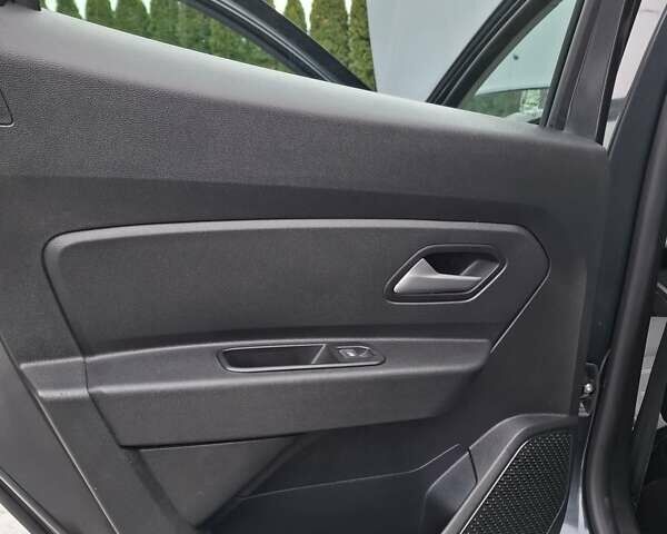 Серый Рено Дастер, объемом двигателя 1.46 л и пробегом 51 тыс. км за 22750 $, фото 76 на Automoto.ua