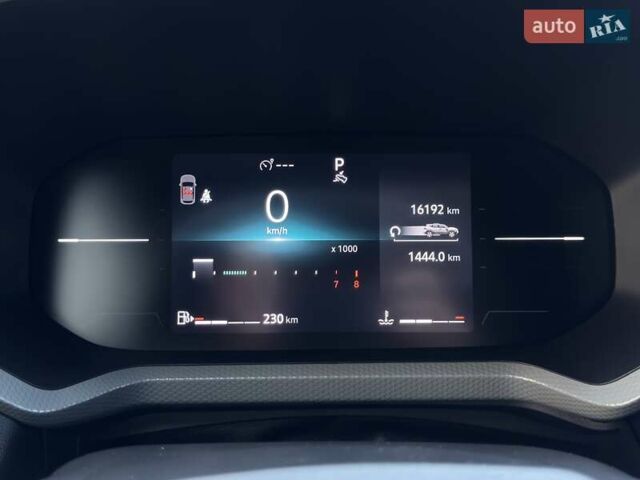 Сірий Рено Дастер, об'ємом двигуна 1.33 л та пробігом 16 тис. км за 23999 $, фото 18 на Automoto.ua