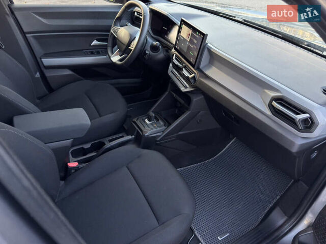 Сірий Рено Дастер, об'ємом двигуна 1.33 л та пробігом 16 тис. км за 24500 $, фото 8 на Automoto.ua