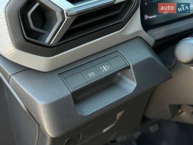 Серый Рено Дастер, объемом двигателя 1.33 л и пробегом 4 тыс. км за 26000 $, фото 35 на Automoto.ua