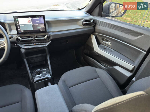 Сірий Рено Дастер, об'ємом двигуна 1.33 л та пробігом 16 тис. км за 24500 $, фото 12 на Automoto.ua