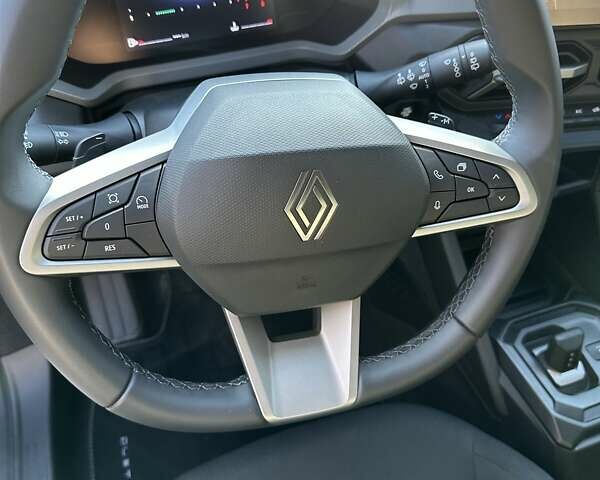 Серый Рено Дастер, объемом двигателя 1.33 л и пробегом 8 тыс. км за 24800 $, фото 10 на Automoto.ua