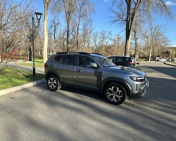 Серый Рено Дастер, объемом двигателя 1.33 л и пробегом 8 тыс. км за 24800 $, фото 4 на Automoto.ua