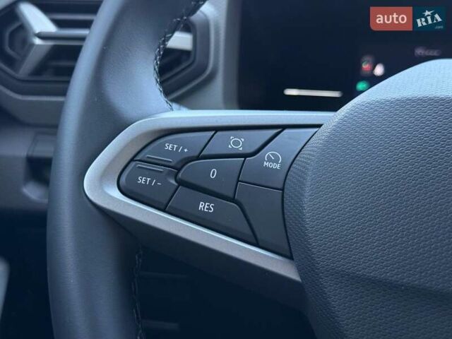 Серый Рено Дастер, объемом двигателя 1.33 л и пробегом 4 тыс. км за 26000 $, фото 43 на Automoto.ua