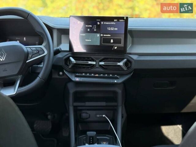 Серый Рено Дастер, объемом двигателя 1.33 л и пробегом 4 тыс. км за 26000 $, фото 41 на Automoto.ua