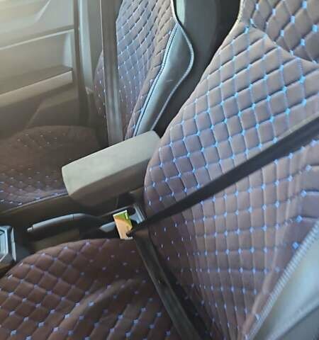 Серый Рено Дастер, объемом двигателя 1.33 л и пробегом 40 тыс. км за 23500 $, фото 1 на Automoto.ua