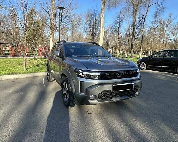 Серый Рено Дастер, объемом двигателя 1.33 л и пробегом 8 тыс. км за 24800 $, фото 2 на Automoto.ua