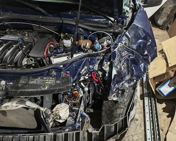 Синій Рено Дастер, об'ємом двигуна 1.6 л та пробігом 102 тис. км за 3300 $, фото 2 на Automoto.ua