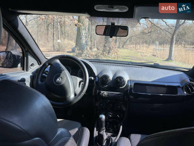 Синий Рено Дастер, объемом двигателя 1.6 л и пробегом 151 тыс. км за 7999 $, фото 11 на Automoto.ua