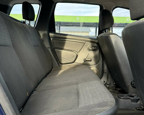 Синий Рено Дастер, объемом двигателя 1.6 л и пробегом 158 тыс. км за 7500 $, фото 24 на Automoto.ua