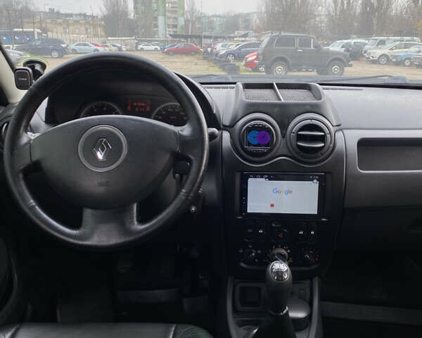 Синій Рено Дастер, об'ємом двигуна 1.6 л та пробігом 195 тис. км за 6600 $, фото 9 на Automoto.ua