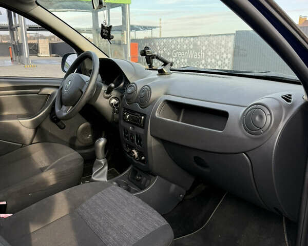 Синий Рено Дастер, объемом двигателя 1.6 л и пробегом 158 тыс. км за 7500 $, фото 20 на Automoto.ua