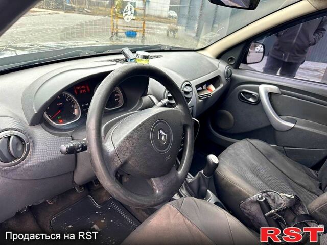 Синій Рено Дастер, об'ємом двигуна 1.6 л та пробігом 350 тис. км за 6300 $, фото 6 на Automoto.ua