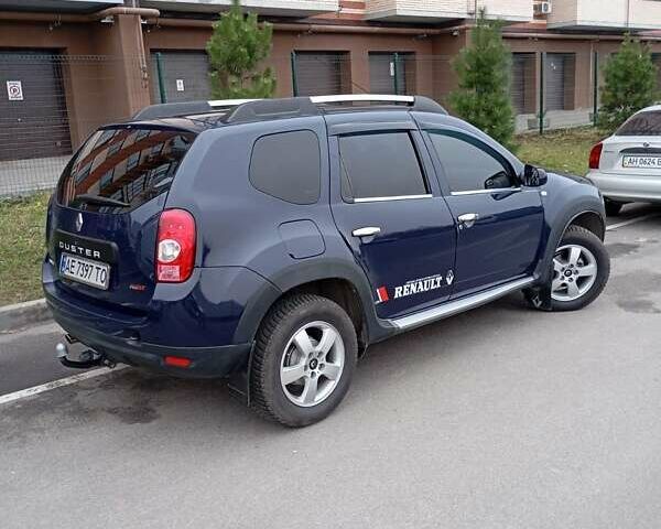 Синий Рено Дастер, объемом двигателя 1.6 л и пробегом 174 тыс. км за 7800 $, фото 2 на Automoto.ua