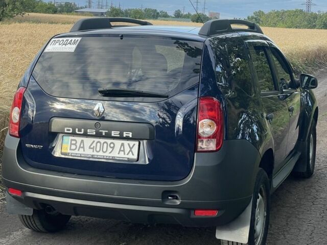 Синий Рено Дастер, объемом двигателя 1.6 л и пробегом 106 тыс. км за 8500 $, фото 4 на Automoto.ua