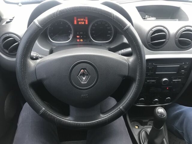 Синий Рено Дастер, объемом двигателя 1.6 л и пробегом 212 тыс. км за 9300 $, фото 4 на Automoto.ua