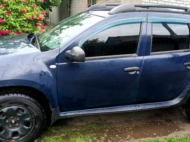 Рено Дастер 2013 в Новых Санжарах на Automoto.ua Синий Рено Дастер, объемом двигателя 1.5 л и пробегом 447 тыс. км за 7000 $, фото 3 на Automoto.ua