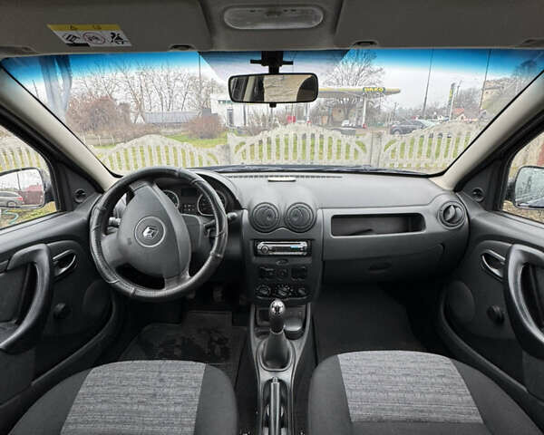 Синій Рено Дастер, об'ємом двигуна 1.6 л та пробігом 125 тис. км за 8200 $, фото 7 на Automoto.ua