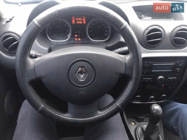 Синий Рено Дастер, объемом двигателя 1.6 л и пробегом 212 тыс. км за 9300 $, фото 4 на Automoto.ua