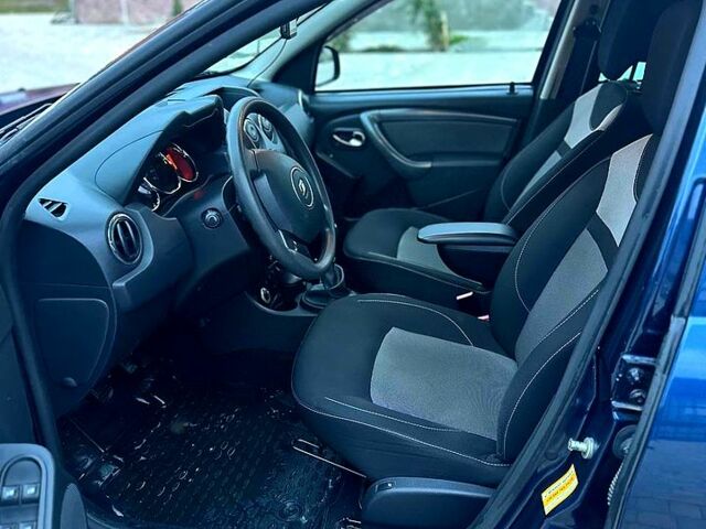 Синій Рено Дастер, об'ємом двигуна 1.5 л та пробігом 68 тис. км за 12950 $, фото 5 на Automoto.ua