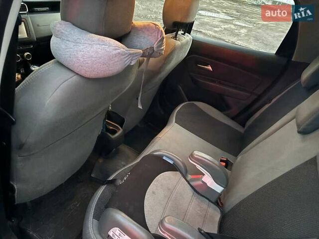 Синій Рено Дастер, об'ємом двигуна 1.46 л та пробігом 91 тис. км за 16500 $, фото 10 на Automoto.ua