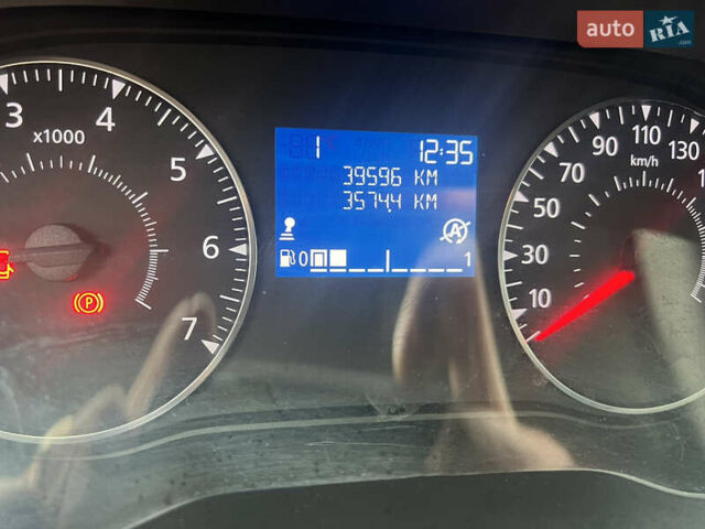 Синий Рено Дастер, объемом двигателя 1.6 л и пробегом 39 тыс. км за 13100 $, фото 25 на Automoto.ua