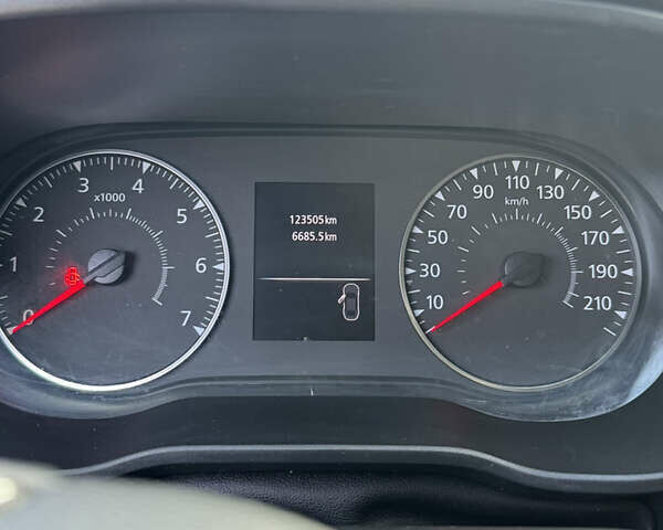 Синий Рено Дастер, объемом двигателя 1.46 л и пробегом 120 тыс. км за 13800 $, фото 11 на Automoto.ua