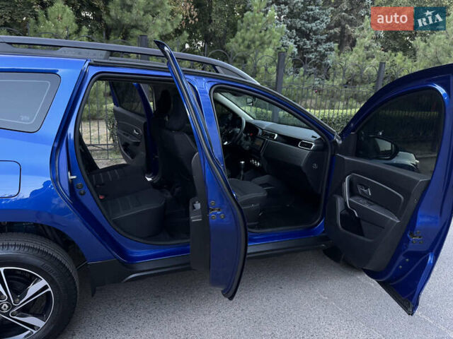Синий Рено Дастер, объемом двигателя 1.5 л и пробегом 81 тыс. км за 17900 $, фото 24 на Automoto.ua