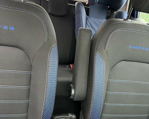 Синій Рено Дастер, об'ємом двигуна 1.6 л та пробігом 32 тис. км за 18800 $, фото 5 на Automoto.ua