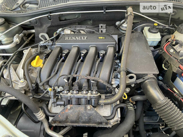 Зелений Рено Дастер, об'ємом двигуна 1.6 л та пробігом 253 тис. км за 8999 $, фото 58 на Automoto.ua