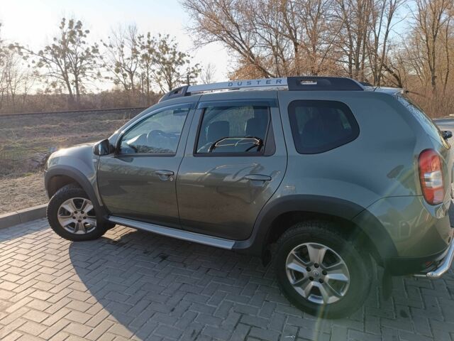 Зеленый Рено Дастер, объемом двигателя 1.5 л и пробегом 160 тыс. км за 12600 $, фото 4 на Automoto.ua